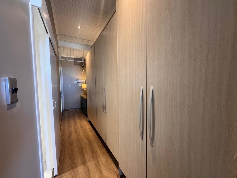 To Let 1 Bedroom Property for Rent in Strand North Western Cape